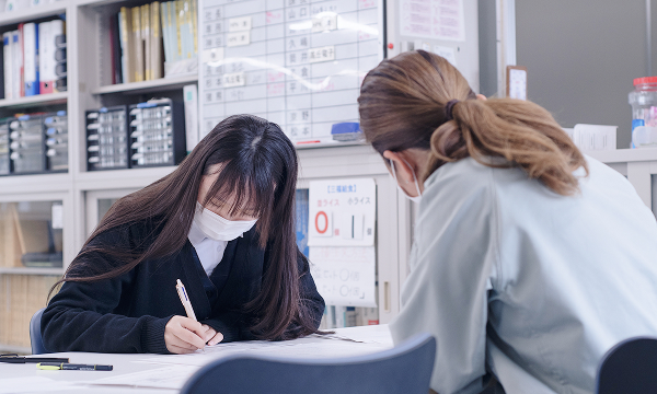 記録作成の様子